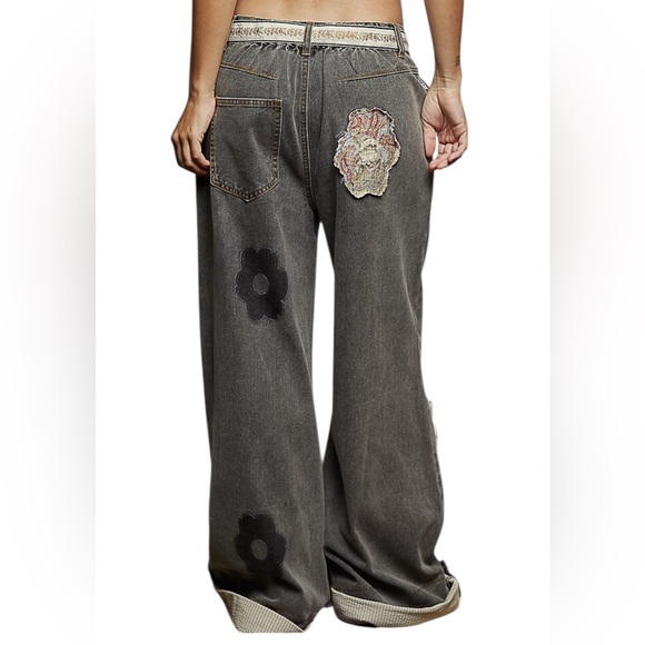 POL Cotton Wide-Leg Pants Black Wash with Floral patched Pants - Picture 6 of 8